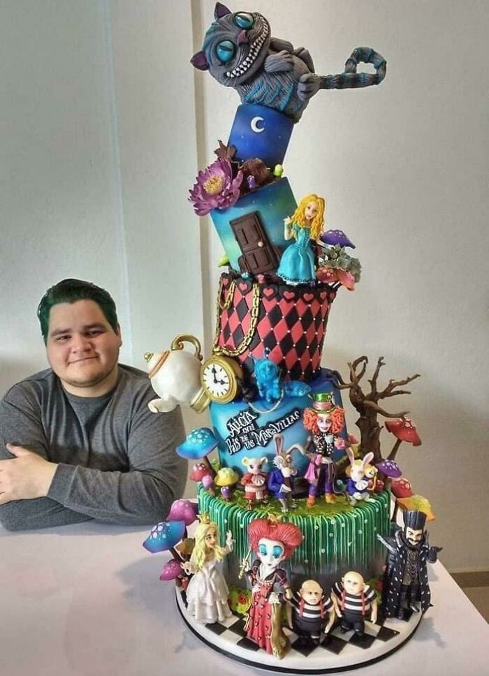 Alice In Wonderland Cake. Credit: Pedro Sequera