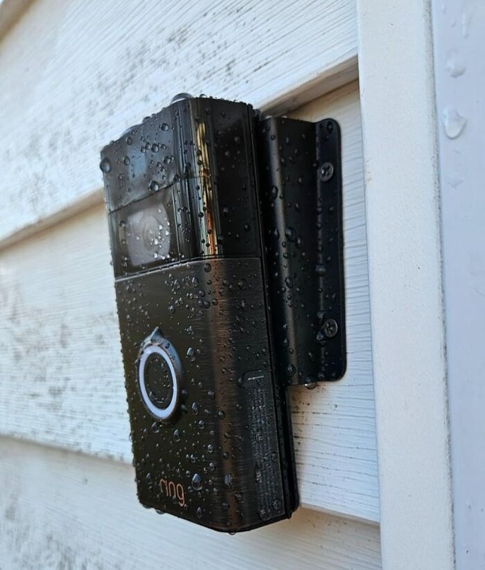 Whether It's The Mailman Or Your Mother-In-Law, Get A Motion-Detected, Crystal-Clear Preview In 1080p Hd – Because Surprises Are For Birthdays, Not Doorsteps