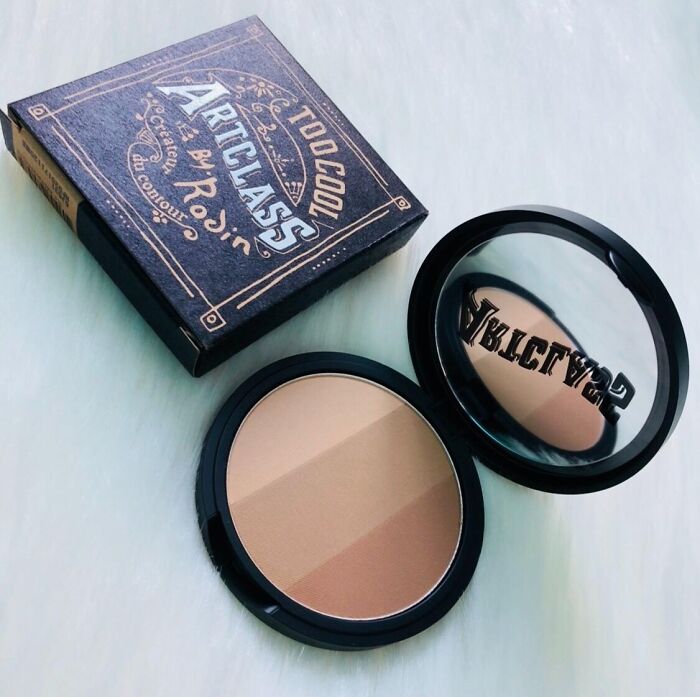 Make Every Selfie Textbook Perfect With The Too Cool For School Artclass By Rodin Shading Palette — Where Contouring Is The Major And Looking Fabulous Is The Only Course Requirement