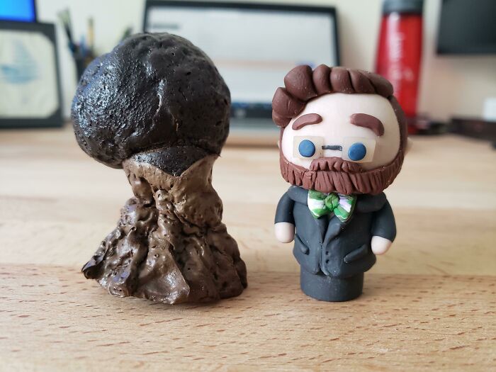 I Made Cake Toppers For My Wedding And Forgot To Check The Oven's Temperature Before Putting My Fiancée In