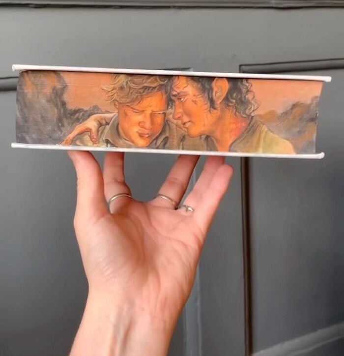 This Talented Artist Makes Beautiful Paintings On The Edges Of Books