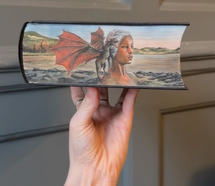 This Talented Artist Makes Beautiful Paintings On The Edges Of Books
