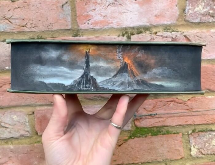 This Talented Artist Makes Beautiful Paintings On The Edges Of Books