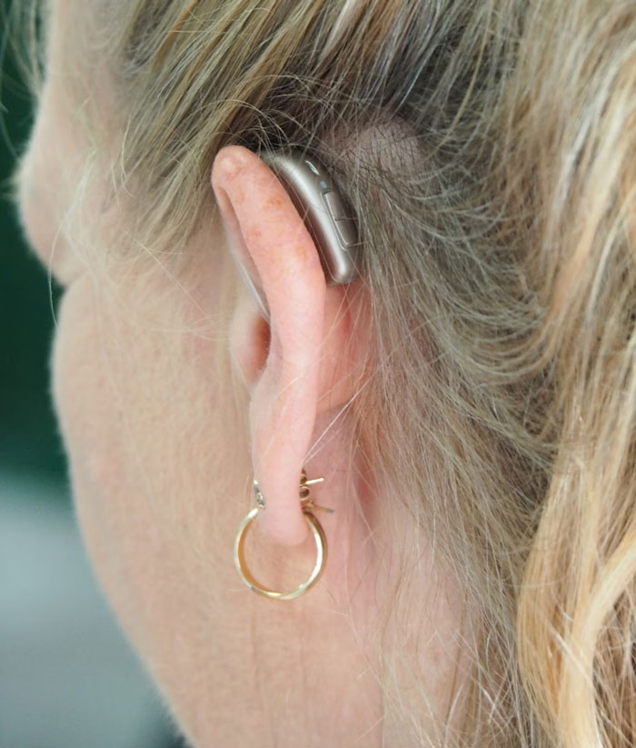 30 Adults Share What They Regret Not Doing While They Were Young