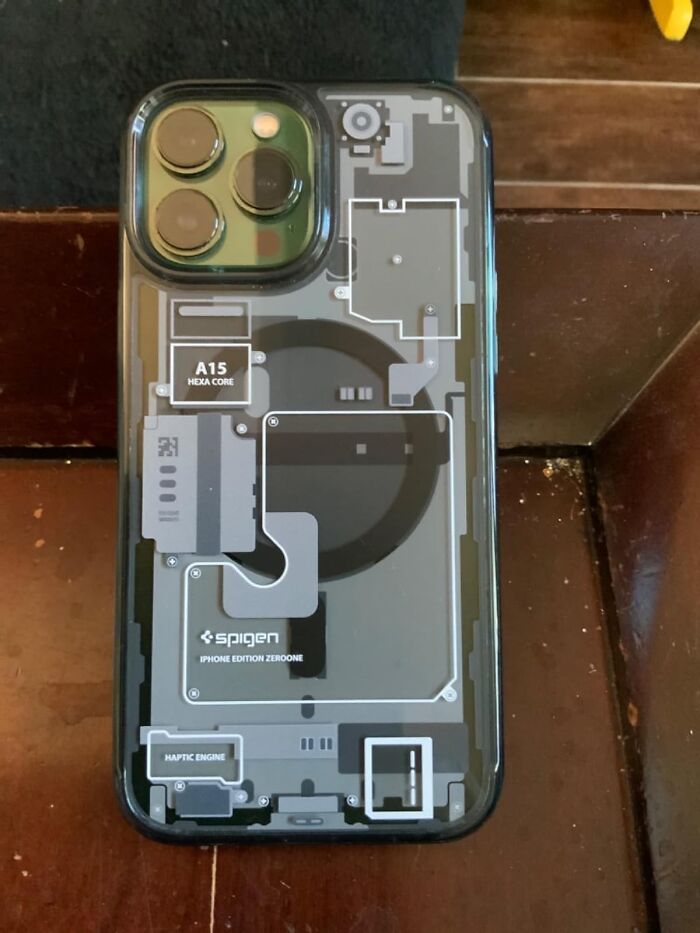 Drawn Towards Danger? Fear Not! The Spigen Magnetic Ultra Hybrid Magfit Case For iPhone 15 Pro Max Is Where Magnets Meet Might, Keeping You In The 'No-Cracks' Club With Anti-Yellowing Armor That's Magsafe Strong And Crystal Clear—so Your Tech Can Flex, Not Fracture!