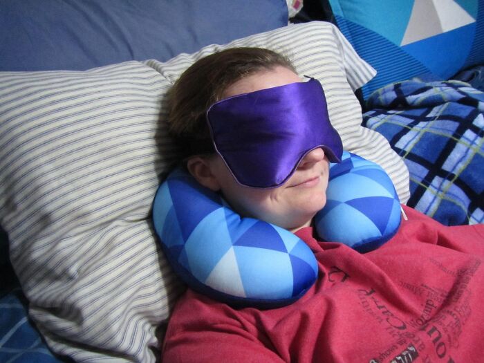 Give The Gift Of Chill Vibes And Sweet Lavender Scents This Galentine's With An Asutra Silk Eye Pillow 