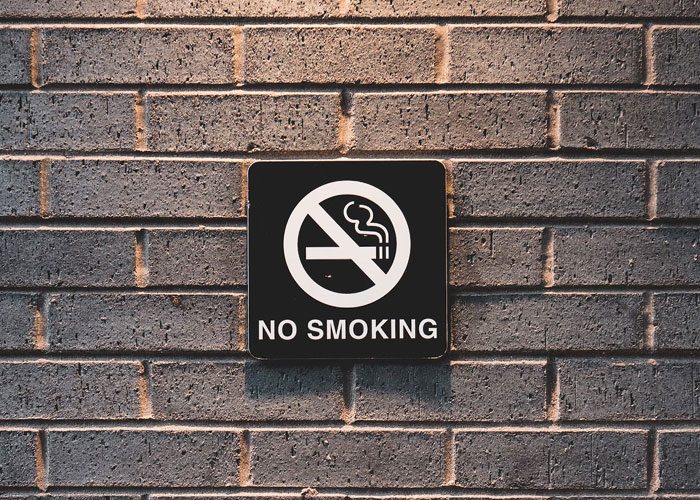 People Share 50 Of The Clearest Cases Of "Living In Denial" That They've Witnessed