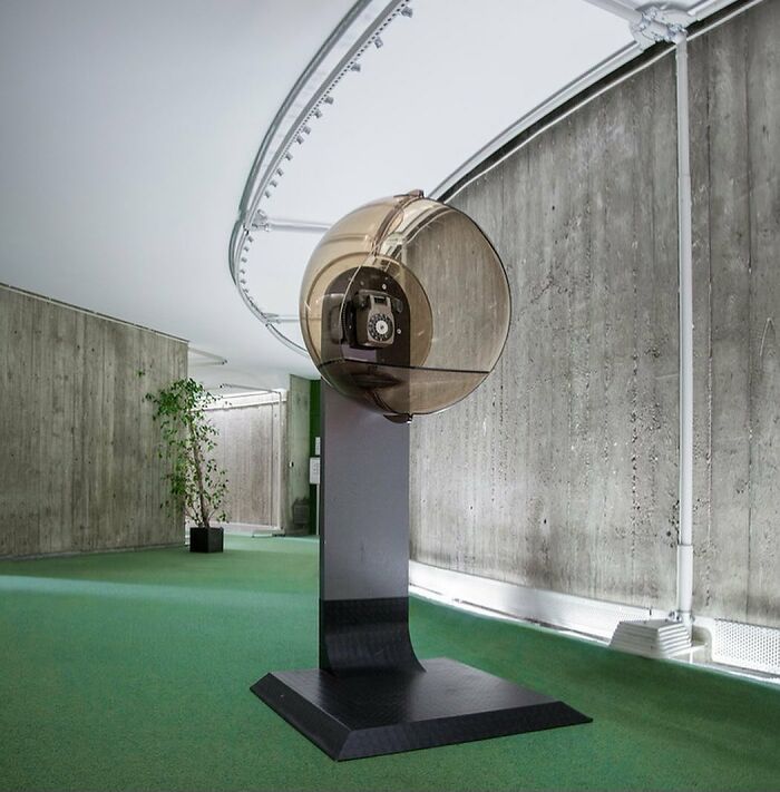 French Communist Party Headquarters In Paris, Designed By Oscar Niemeyer 1980. Alta Lounge Chairs & Coffee Table Designed By Niemeyer And His Daughter Anna Maria