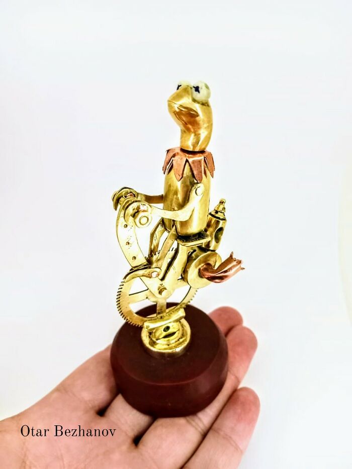 Kermet The Frog On A Monowheel