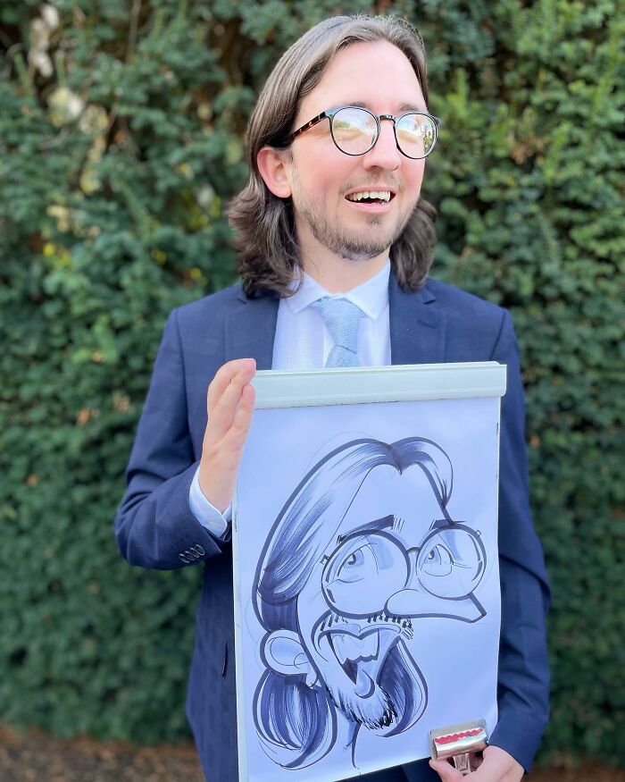 Artist Surprises People With His Caricatures, Showing Their Real Faces In A Funny Way