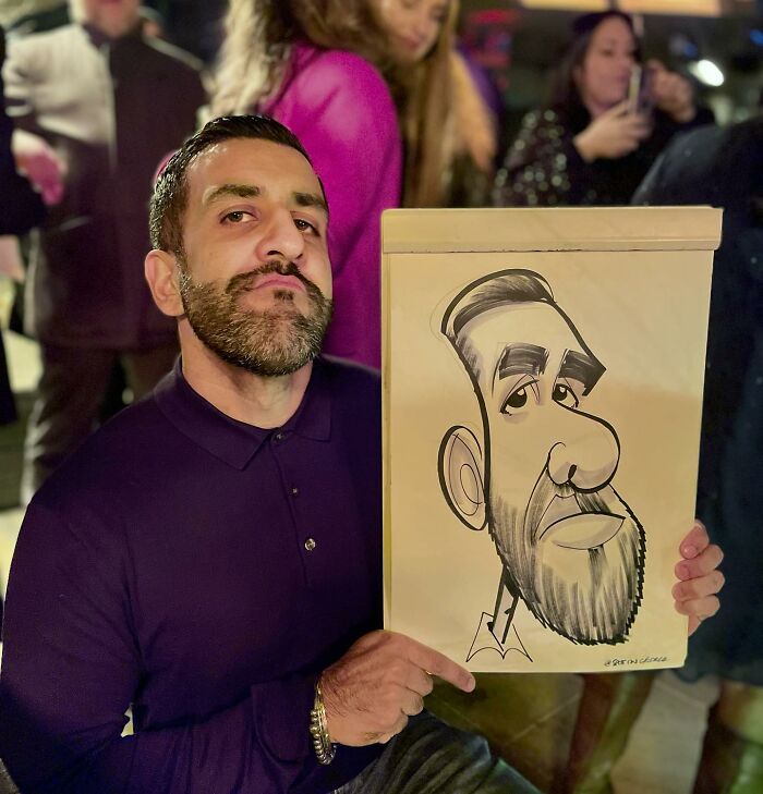 Artist Surprises People With His Caricatures, Showing Their Real Faces In A Funny Way