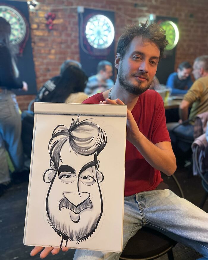 Artist Surprises People With His Caricatures, Showing Their Real Faces In A Funny Way