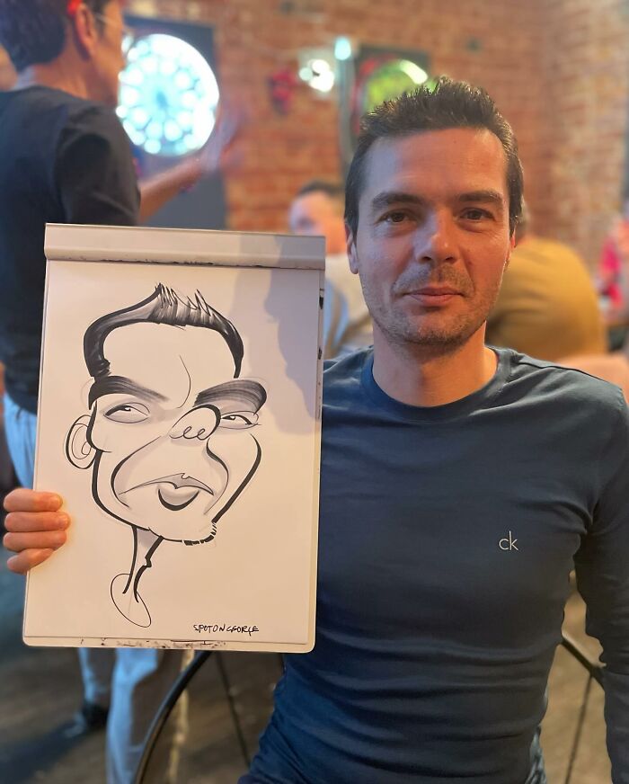 Artist Surprises People With His Caricatures, Showing Their Real Faces In A Funny Way