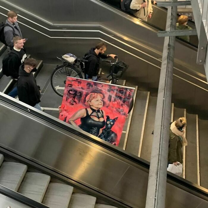 Berlin-Subway-Creatures-Weird-Funny-Pics