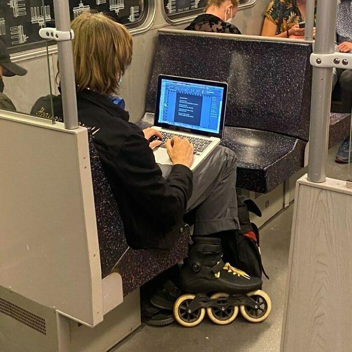 Berlin-Subway-Creatures-Weird-Funny-Pics