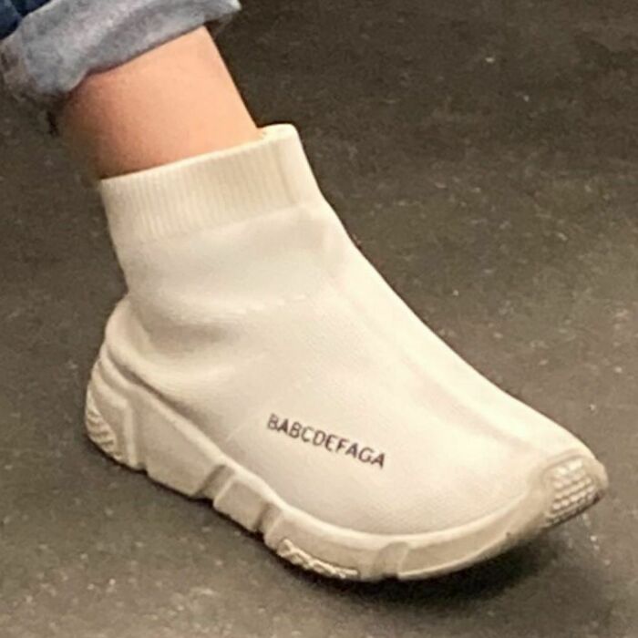 Berlin-Subway-Creatures-Weird-Funny-Pics