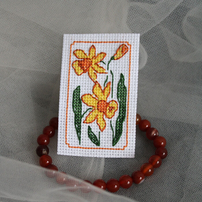 Cross Stitch Patterns: Flower Miniatures (15 Pics)