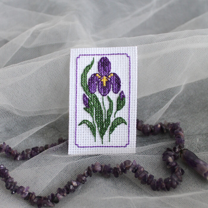 Cross Stitch Patterns: Flower Miniatures (15 Pics)