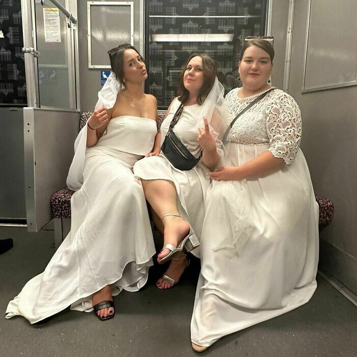 Berlin-Subway-Creatures-Weird-Funny-Pics