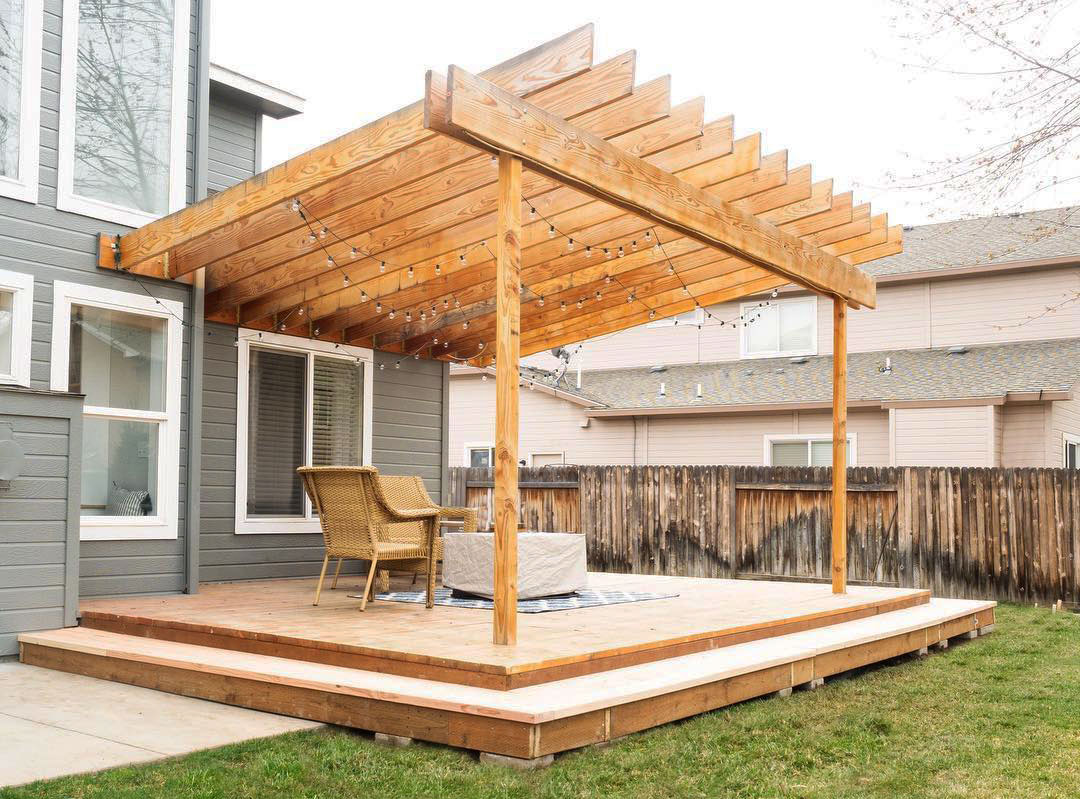 Finished floating deck with a garland.