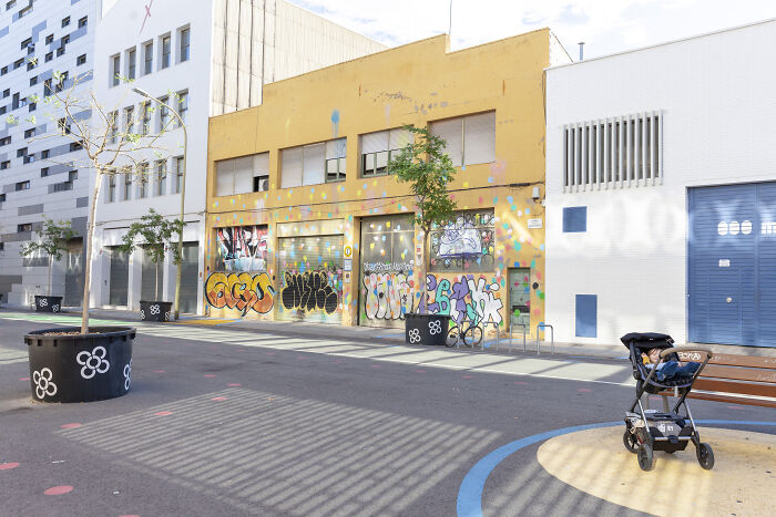 City Ttrip With A Kid (12 Pics)