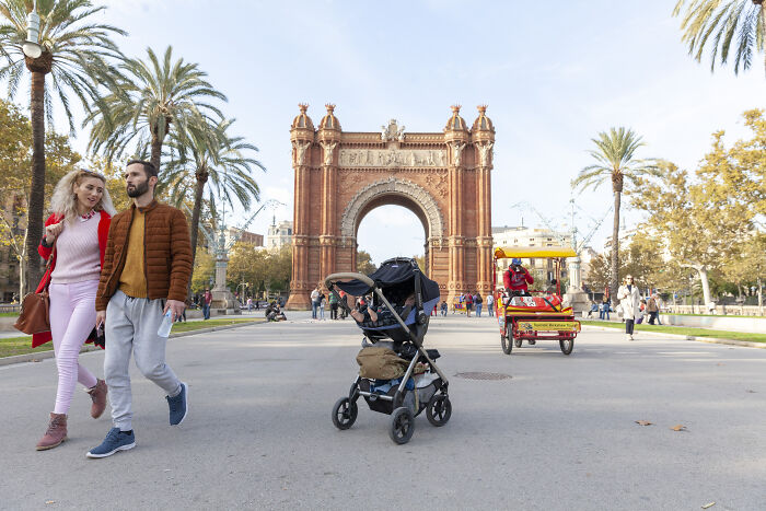 City Ttrip With A Kid (12 Pics)