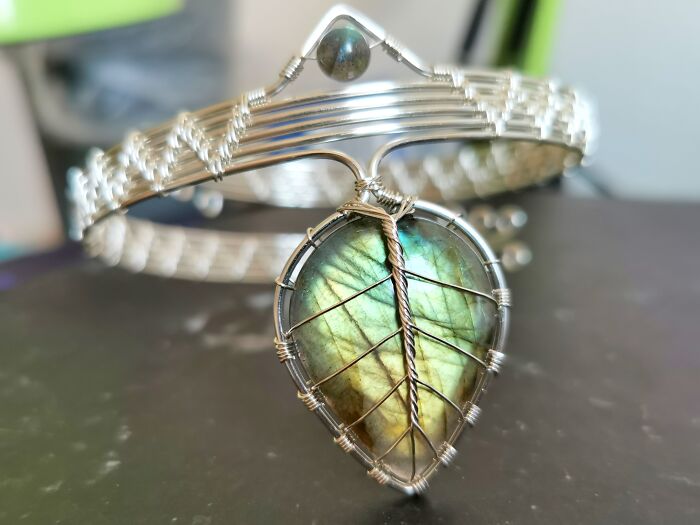I Made An Elven Leaf Armband