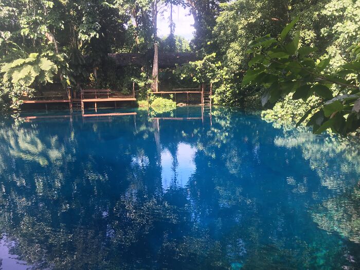 Nanda Blue Hole, Espiritu Santo, Vanuatu