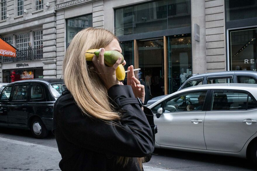 The Art Of Photographing Coincidences In The Streets By Pau Buscató (New Pics)