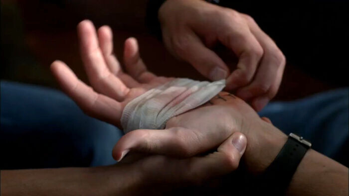 People In This Online Group Point Out 38 Of The Most Irritating Clichés From Movies And TV Shows