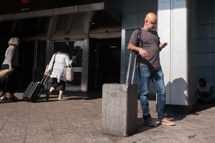 30 Best Fun Accidents Captured On Streets By This Photographer (New Pics)