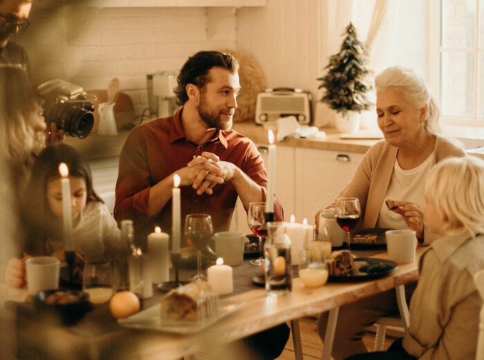 30 Hilarious Yet Petty Reasons People Won’t Date Someone, As Shared By Folks Online