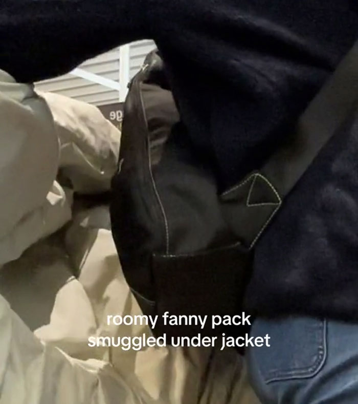 “Works Like A Charm”: Traveler Shares How She Brings So Much Stuff On Airplane Without Paying Extra “Works Like A Charm”: Traveler Shares How She Brings So Much Stuff On Airplane Without Paying Extra