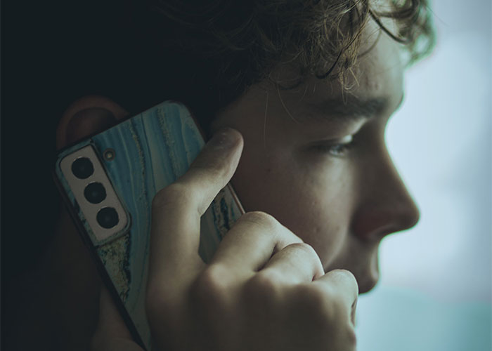 30 Wild Coincidences That Exposed Cheaters