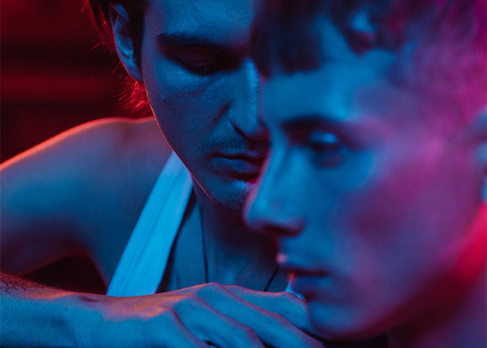 30 Wild Coincidences That Exposed Cheaters