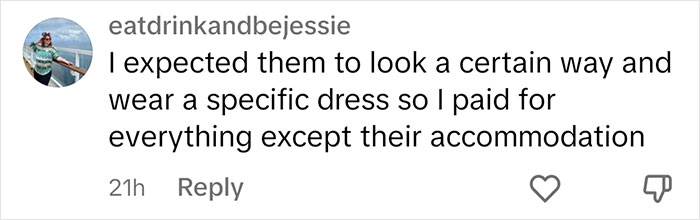 Bride Wants Her Bridesmaids To Pay $250 For Their Dresses But They Refuse, Drama Ensues Bride Wants Her Bridesmaids To Pay $250 For Their Dresses But They Refuse, Drama Ensues