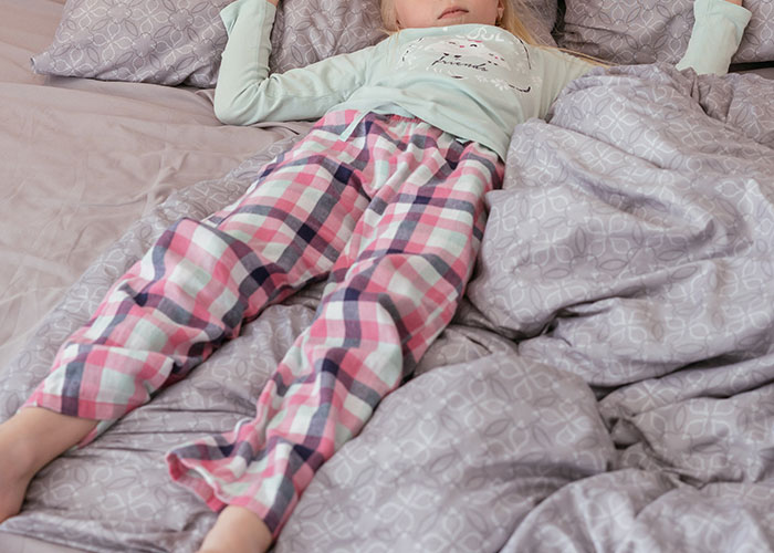 Parent Refuses To Entertain Daughter&rsquo;s Morning Tantrum, Sends Her To School In PJs