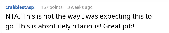 Dad Figures Out How To Make Woman On Plane Uncomfortable After She Refuses To Move Her Hair Away