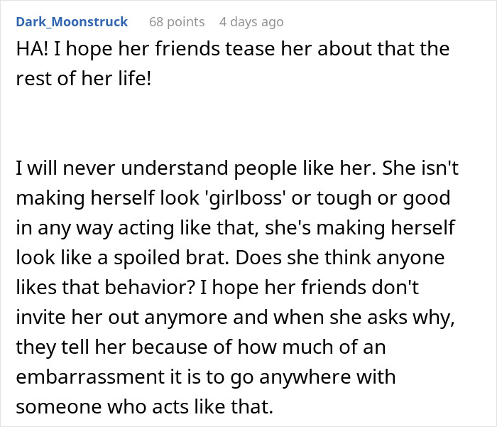 Rude 'Karen' Gets Humbled In Front Of Her Friends By A Witty Server