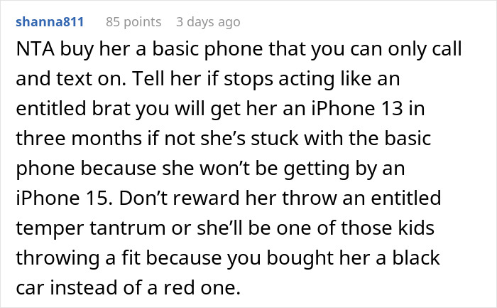 Parents Called Out For Their Parenting After 11 Y.O. Daughter Has A Meltdown Over An iPhone