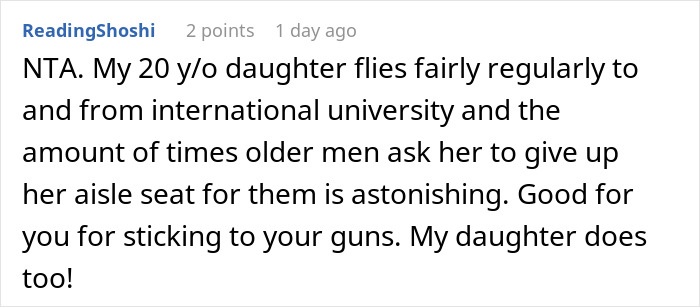 Woman Refuses To Switch Seats With A Man So He Can Sit With Family, Flight Attendant Intervenes