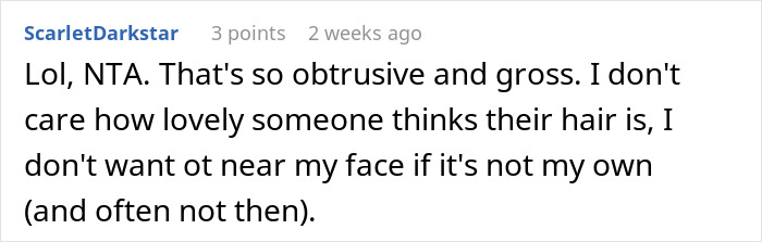 Dad Figures Out How To Make Woman On Plane Uncomfortable After She Refuses To Move Her Hair Away