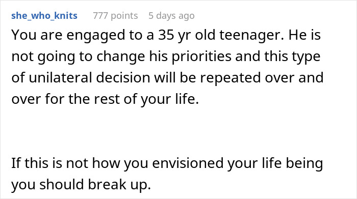 Woman Blamed For Being Upset Over Canceled Honeymoon, Internet Urges Her To Cancel The Wedding