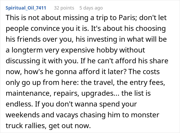 Woman Blamed For Being Upset Over Canceled Honeymoon, Internet Urges Her To Cancel The Wedding