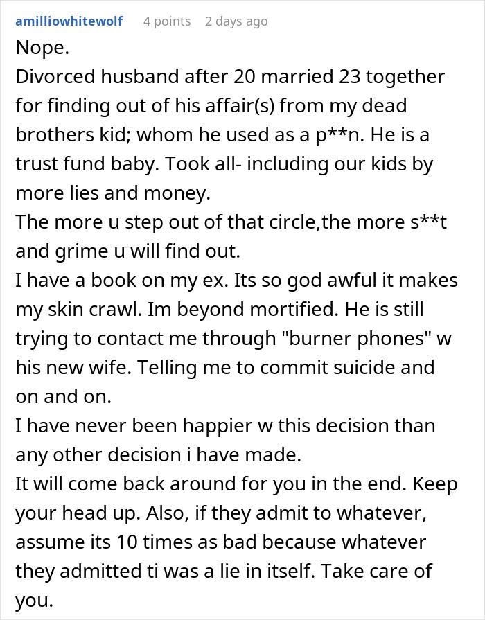 Dinner Gets Awkward After Wife&rsquo;s Secret Comes Out In The Open, Man Ends 20-Year Marriage