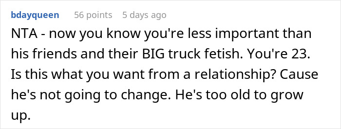 Woman Blamed For Being Upset Over Canceled Honeymoon, Internet Urges Her To Cancel The Wedding