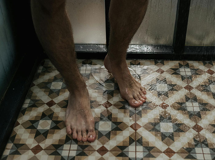 31 Common Hygiene Mistakes Everyone Should Be Aware Of For The Greater Good Of The Population