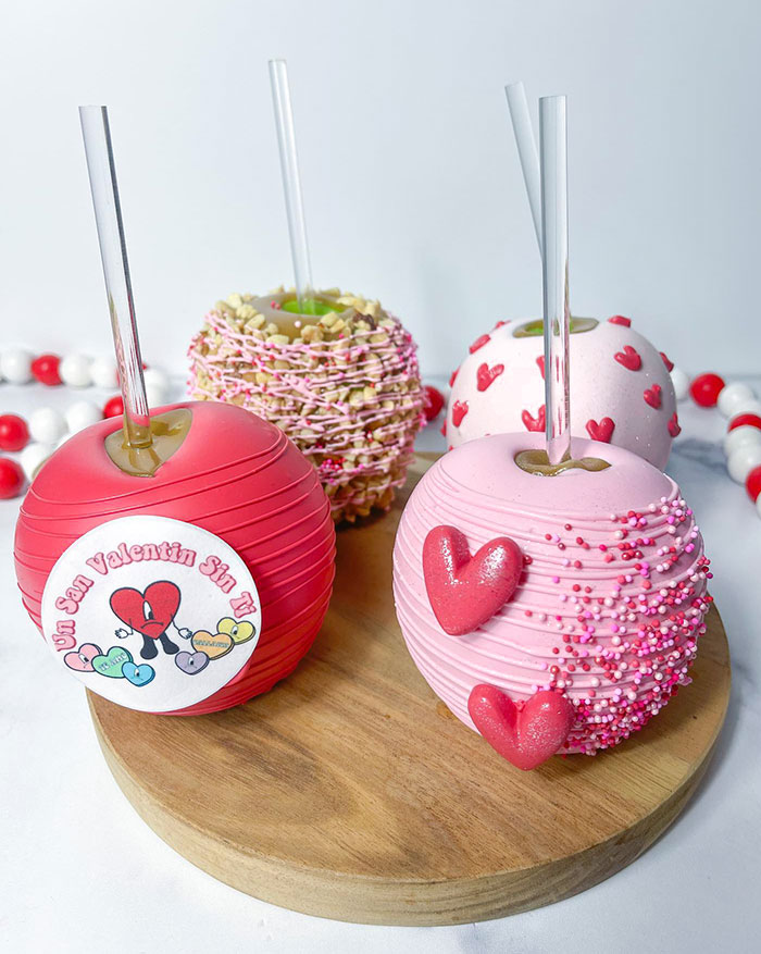 Valentine's Day Caramel Apples