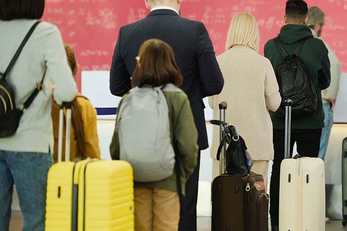 “I Cut Hundreds Of People In Line For Food At The Airport - AITA?” “I Cut Hundreds Of People In Line For Food At The Airport - AITA?”