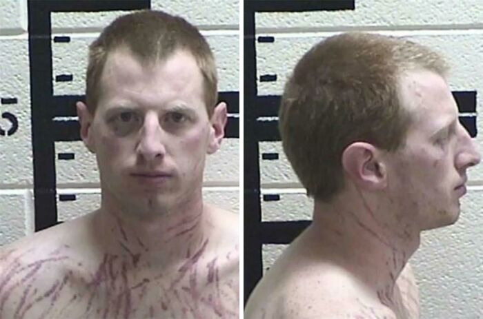 El ex oficial penitenciario Kirk Martin cubierto de arañazos de la última víctima a la que violó